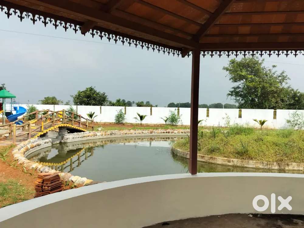 Villas & Open plots are available at middle class affordable prices!!