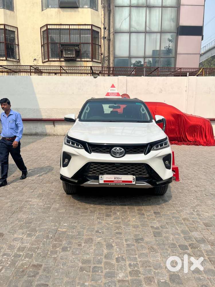 Toyota Fortuner Legender 4X2 AT 2.8, 2024, Diesel