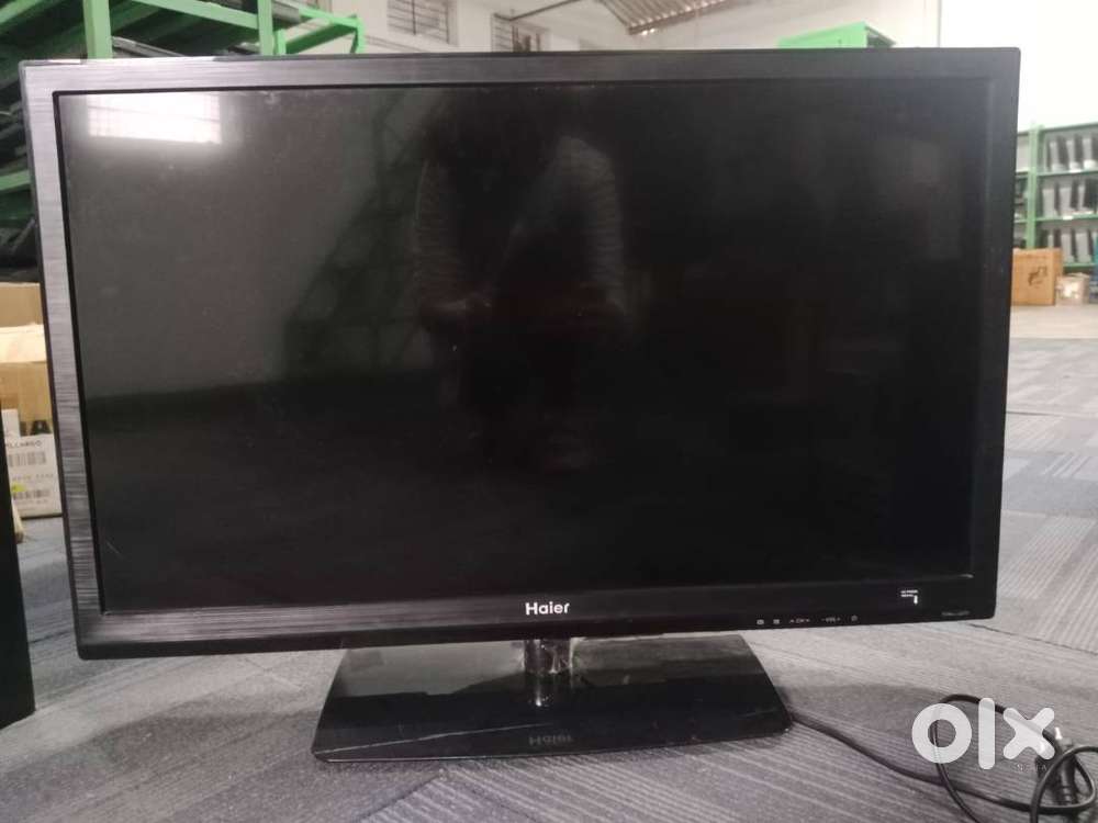 Haier 32-inch LED TV (Model: LE32B50)