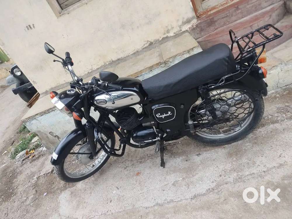 Old Yamaha rajdoot spare parts