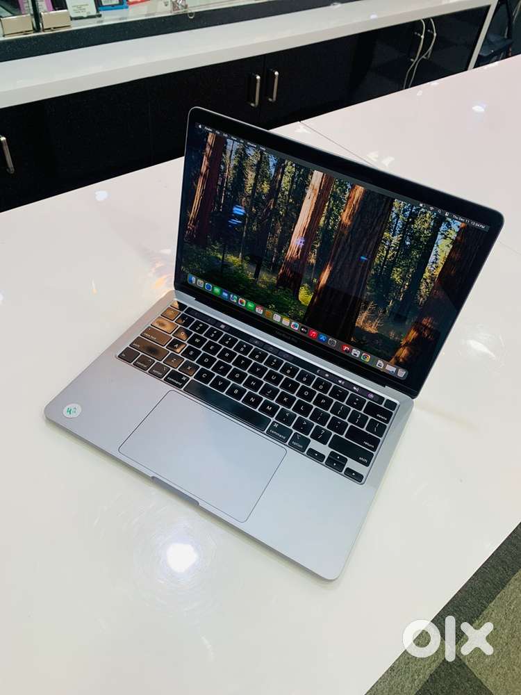 MacBook Pro (13inch) Intel Core i7  32GB RAM  512GB  A2251  WRNTY