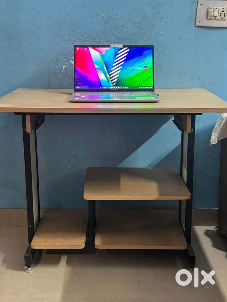 Computer Table