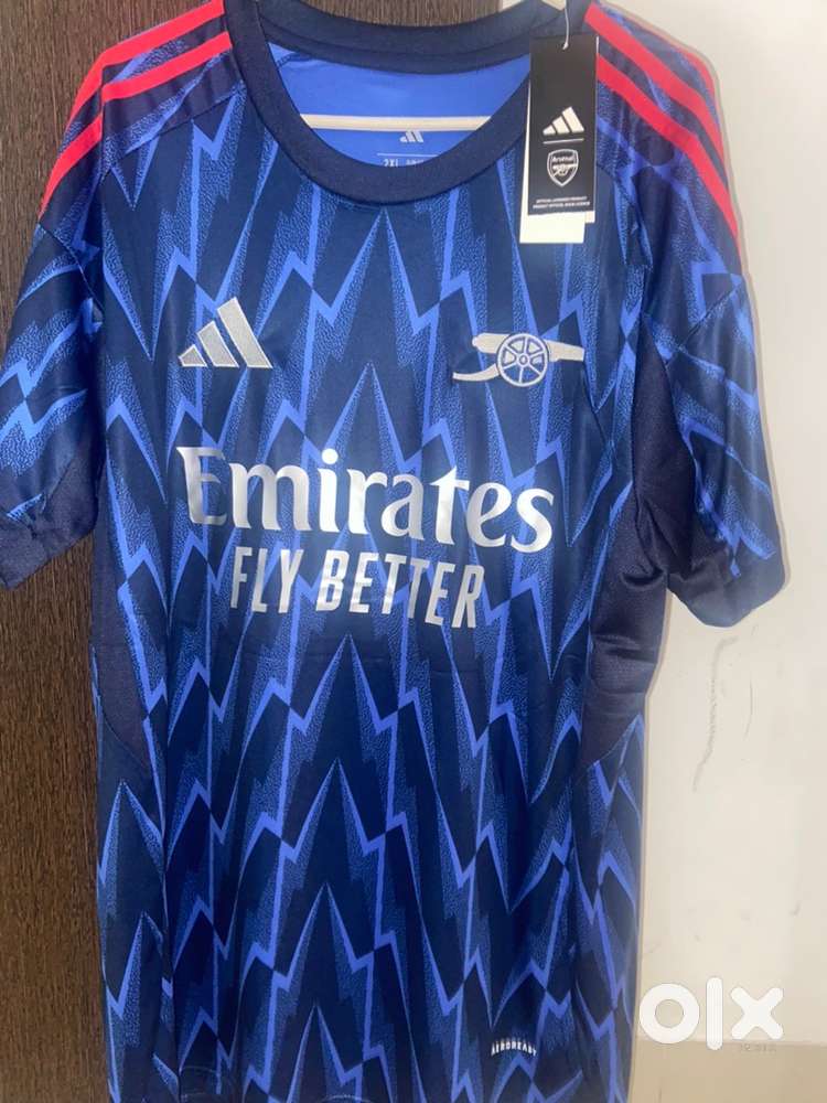 Brand new Arsenal Away football jersey 25/26 size 2XL (fits XL and L)