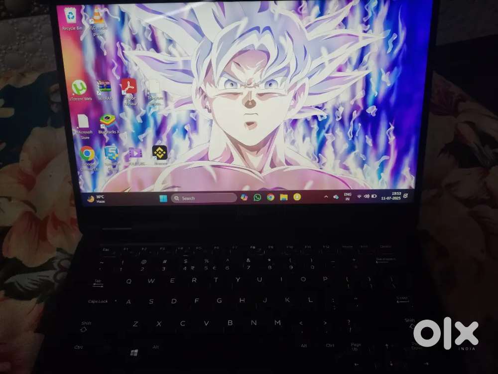 Dell letitude 7390 2in1 i7 8th gen 360degree plus tuch