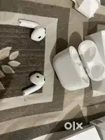 Apple airpods 4 latest