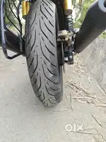Interceptor 650 Black Ray Alloy wheel