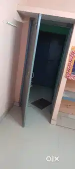 1 room vacant in 2 bhk flat