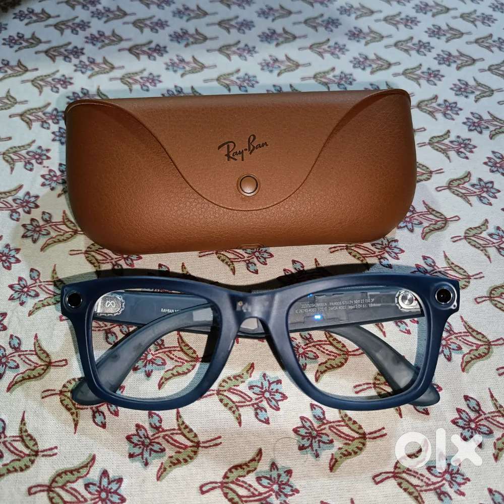 Rayban Meta AI glasses - Rare Blue color