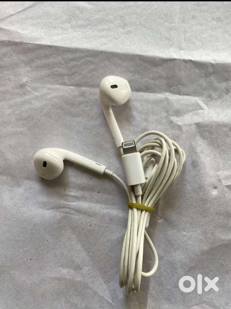 iphone headphones 14 and 14plus new 2000
