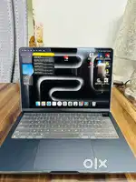 MacBook Air M3 - Barely Used - Bill & Box - Warranty