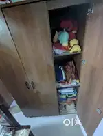 3 door wardrobe in mint condition