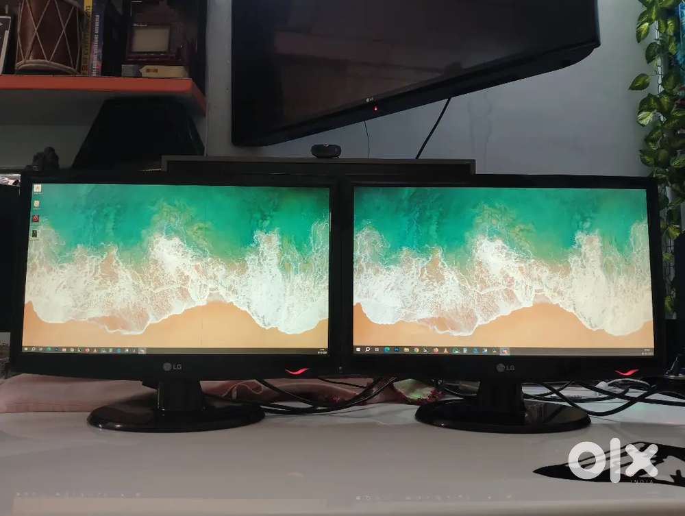 LG Flatron 24 Inch Twin Monitors