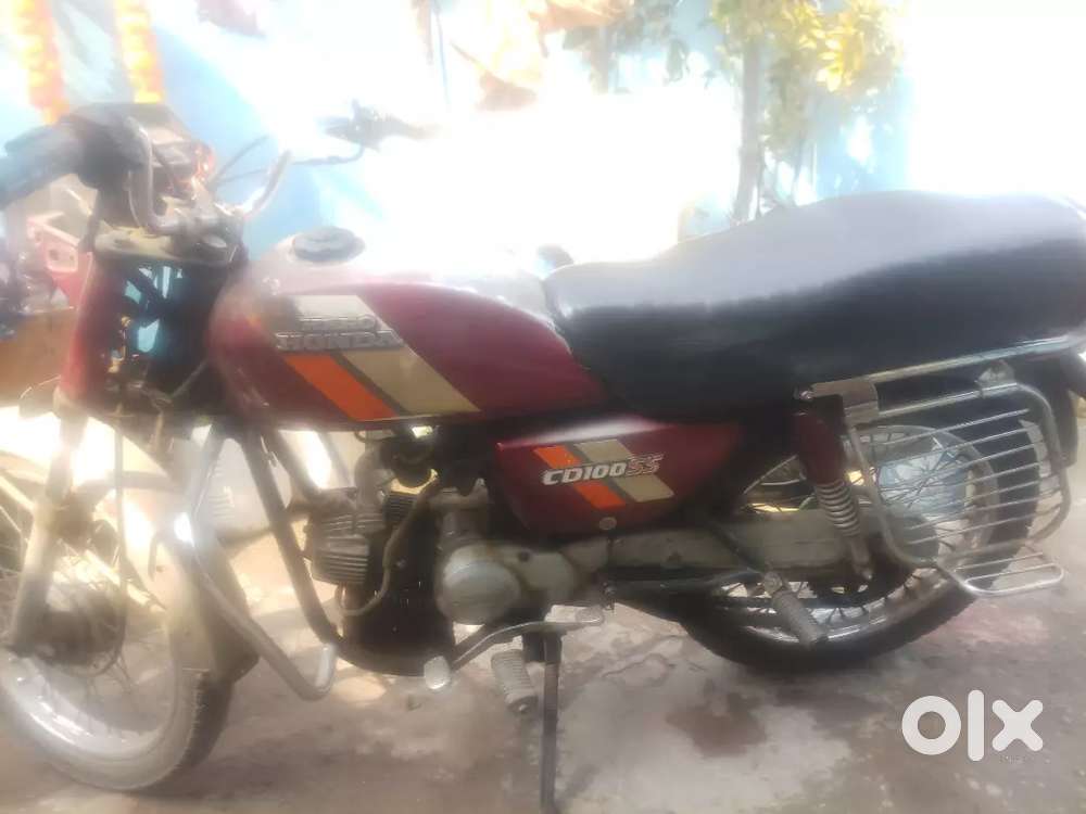 Hero Honda CD 100