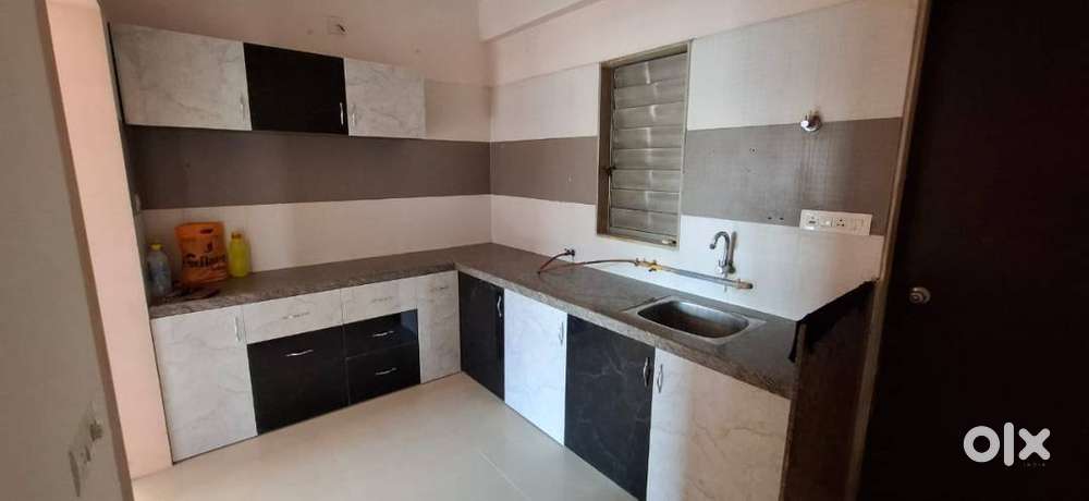 3 Bhk Kitchen Fix Flat Available For Rent In Chandkheda