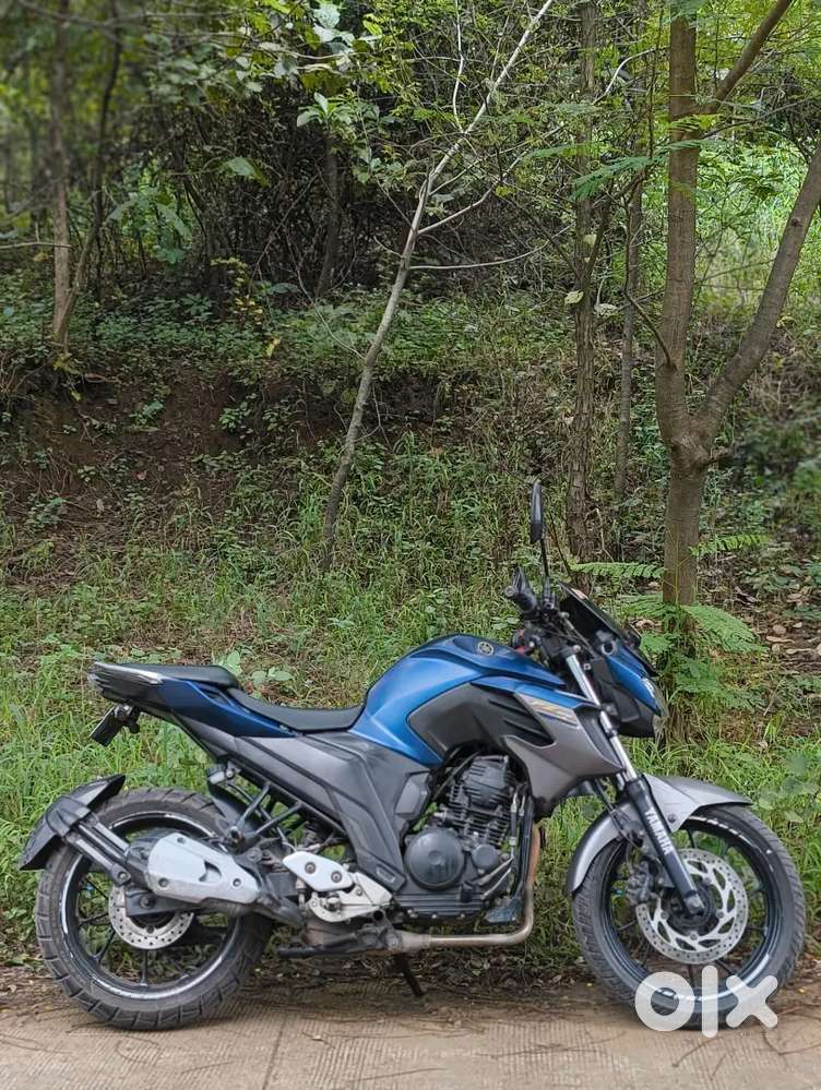 Yamaha FZ 250