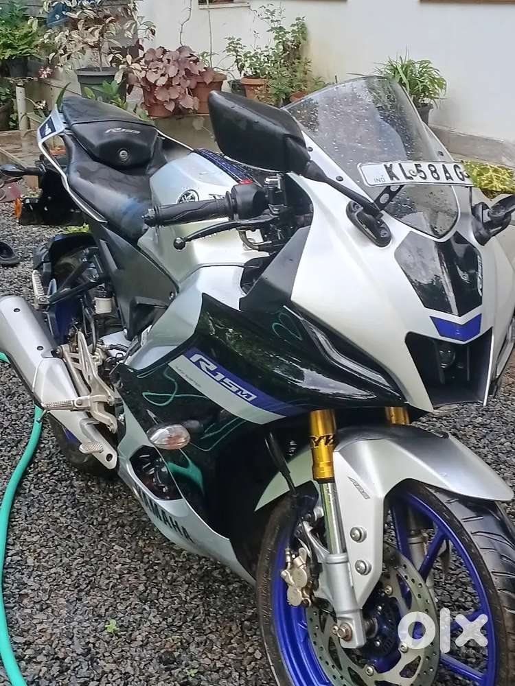 R15  v4 sale
