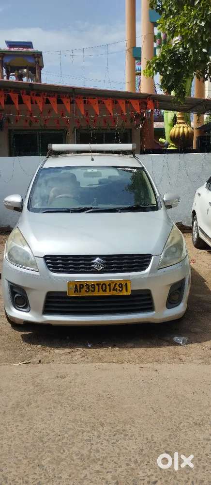 Maruti Suzuki Ertiga 2015 Diesel 162000 Km Driven