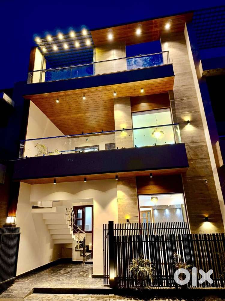 3 BHK INDEPENDENT HOUSE FOR SALE ON 200 AIRPORT ROAD