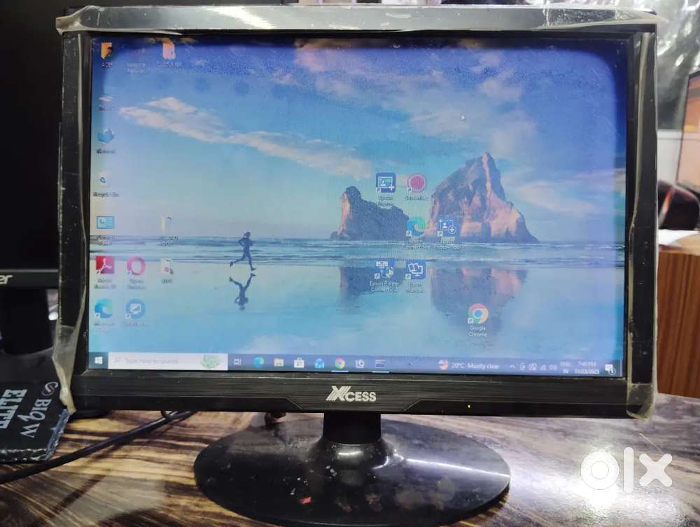 Xcess LED Monitor 15.4 inch