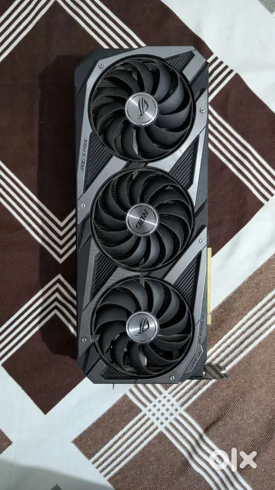ASUS ROG STRIX 3090 Graphics card ( gpu )