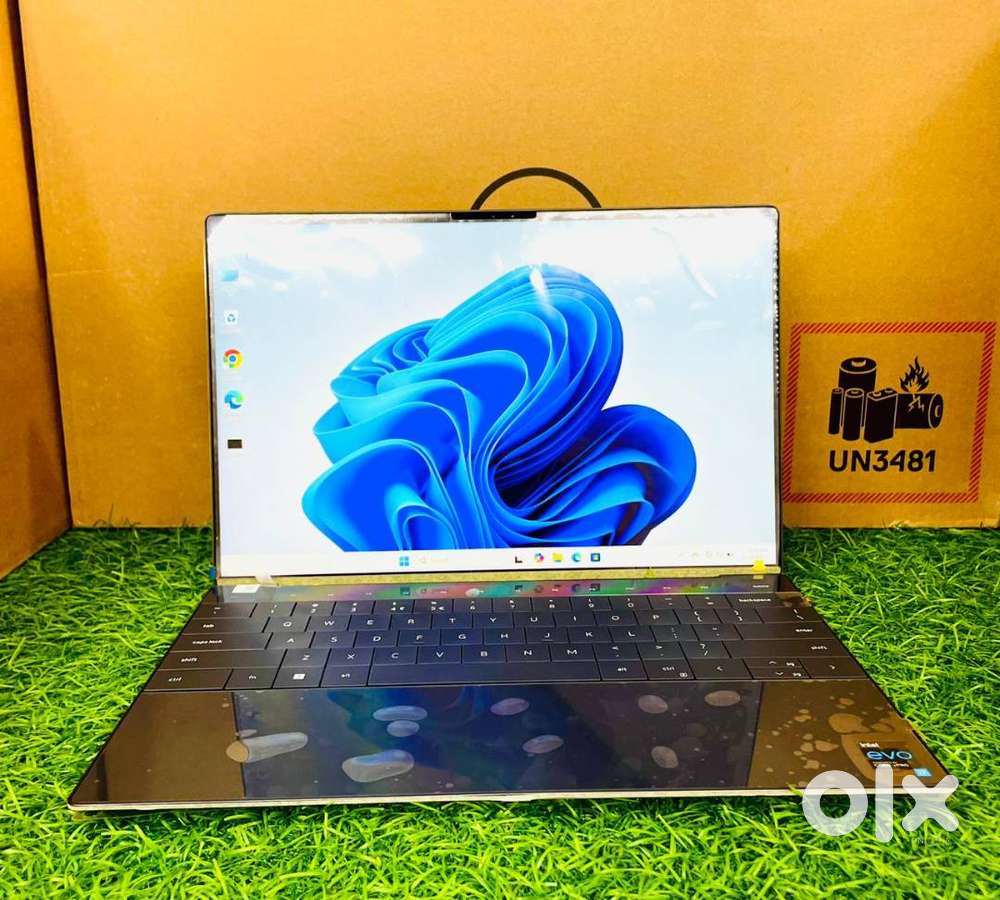 Dell XPS 13 Plus 9320  Intel Core i7 13th Gen New Laptop