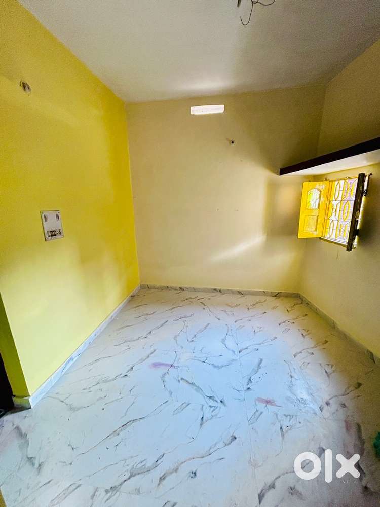 Full Tiles,27x7 water availability,cctv security, new paint,new tiles