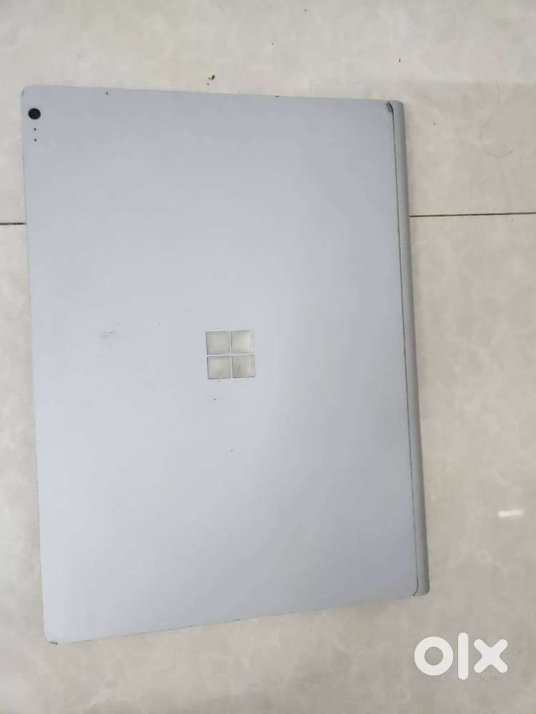 Microsoft Surface Book 2