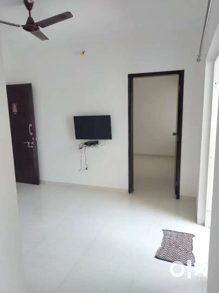 2BHK Semi Furnished up for rent at wakad