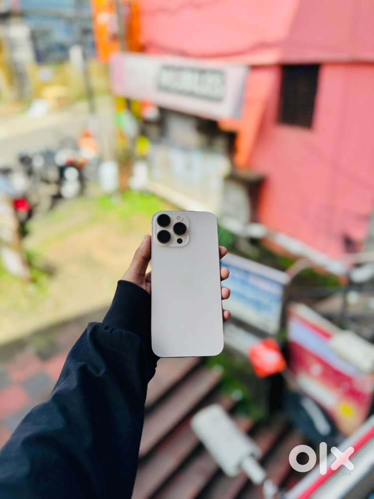 iphone 16 pro max 256 GB 95% Bh 2 months Warranty remaining full box