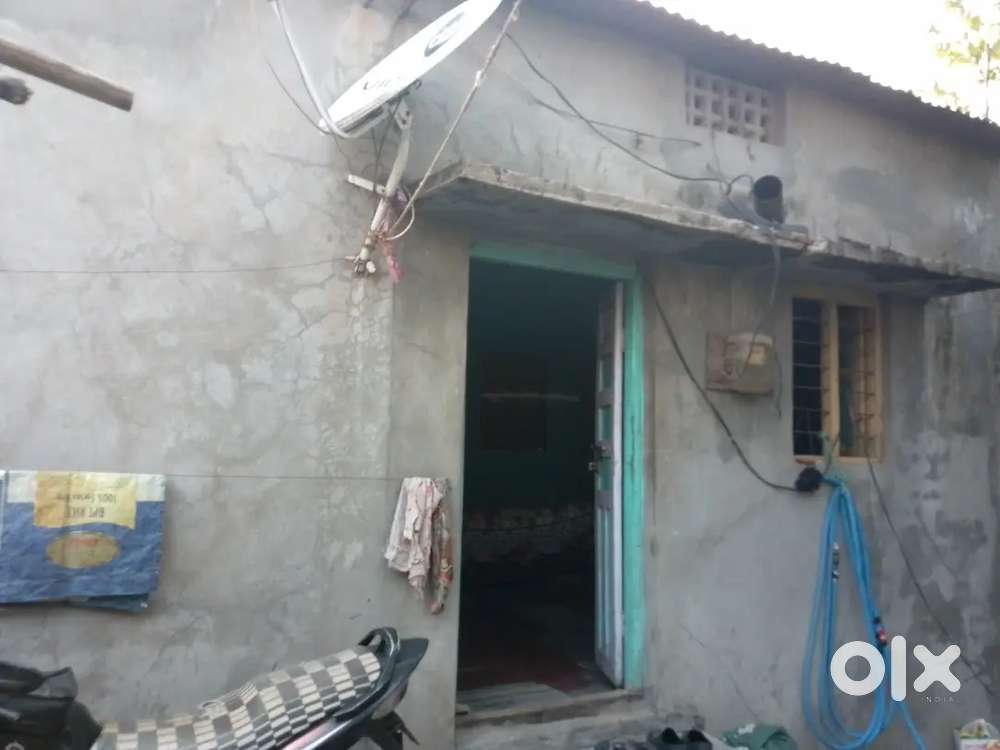 House with tin sheet roof