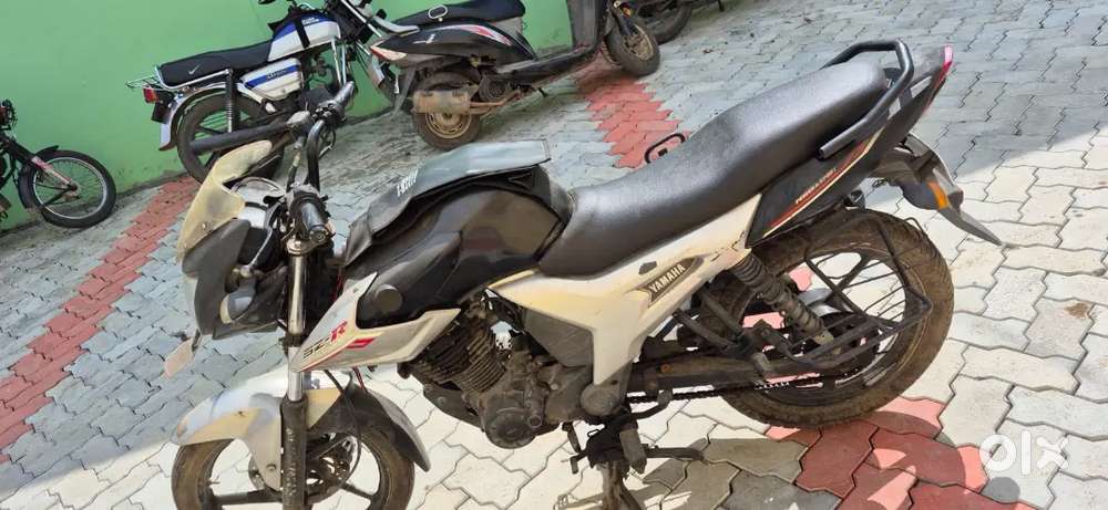 YAMAHA SZR; MODEL 2012; SELF STARTER ALLOY FRONT DISC BRAKE; BS3 MODEL