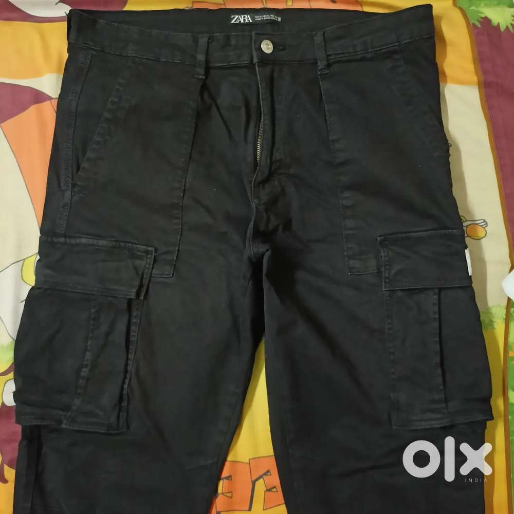 Zara Black Shady Cargo Pant