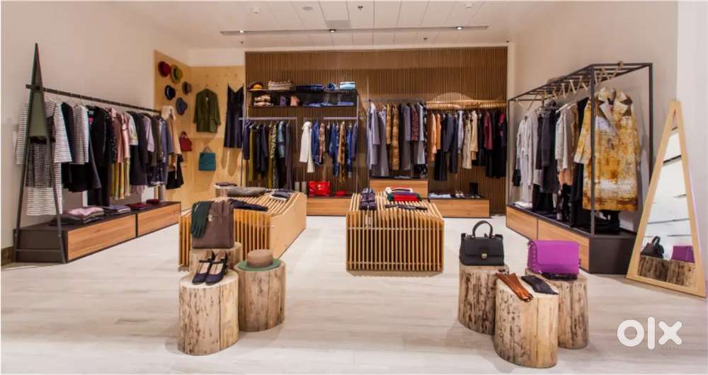 KAPDE KI DUKAN PAR KAAM KRNA HH