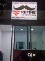 Good shop with lots of customers