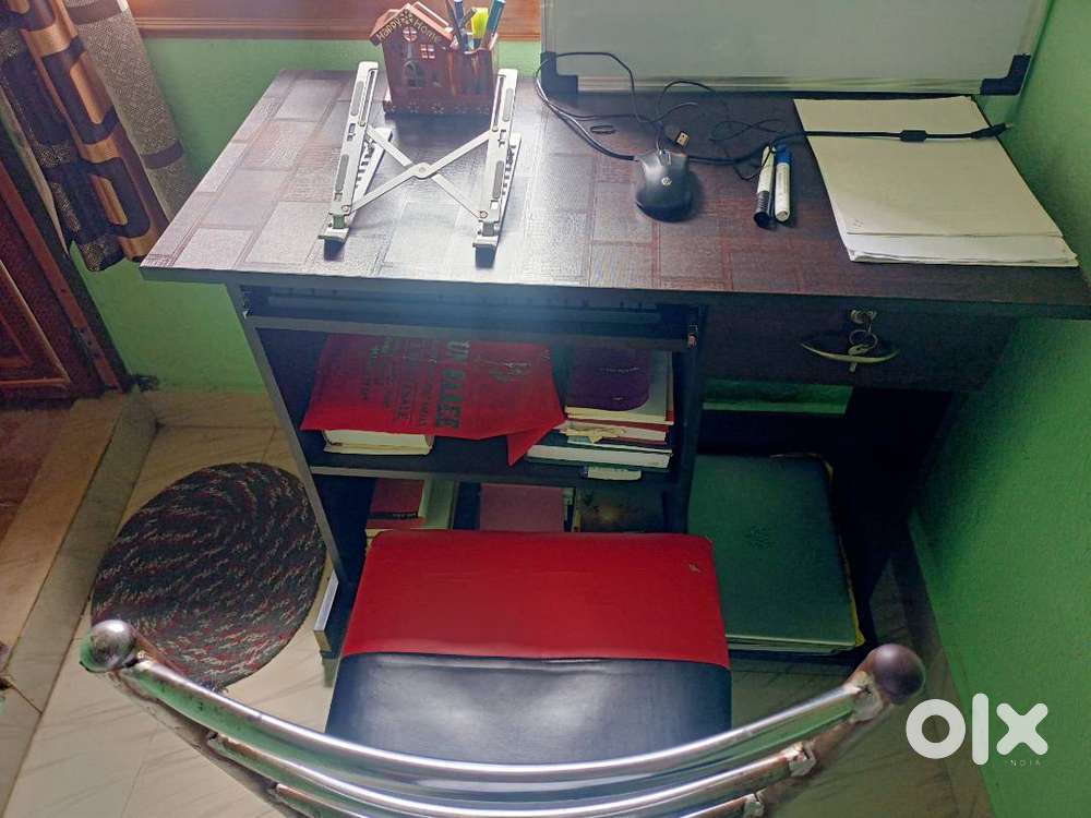 Table & Chair set (Computer Desk)