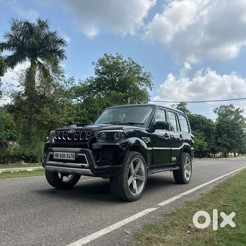 Mahindra Scorpio Classic 2.2 S MT 9 Str, 2018, Diesel