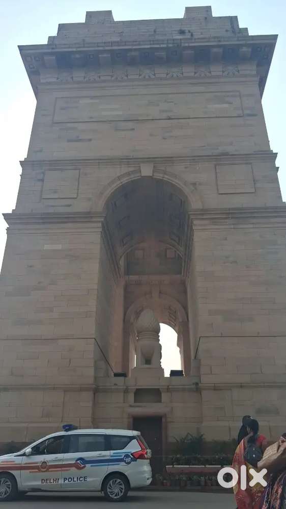 MUJHE JOB CHAIYE AGR KOI DE SAKTA TOH MSG KRE HOUSEKEEPER KA KRLUNGA