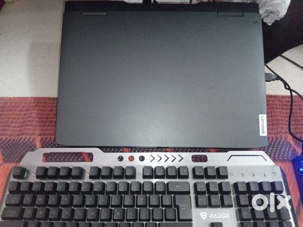 Lenovo gaming laptop