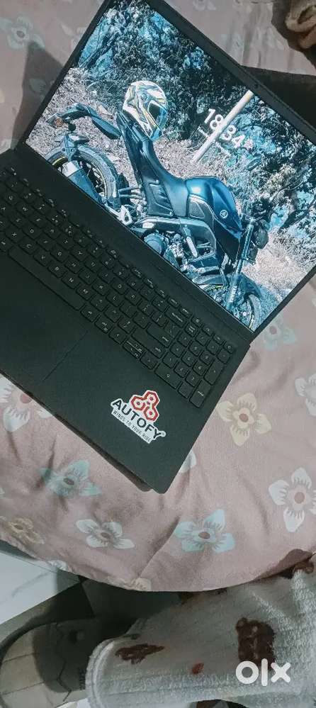 Dell Inspn Intel Core i3 Gen 1115G4  8GB/1TB HDD/256 GB SSD/Windows 11