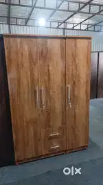 brand new 3 door wadrobe premium quality