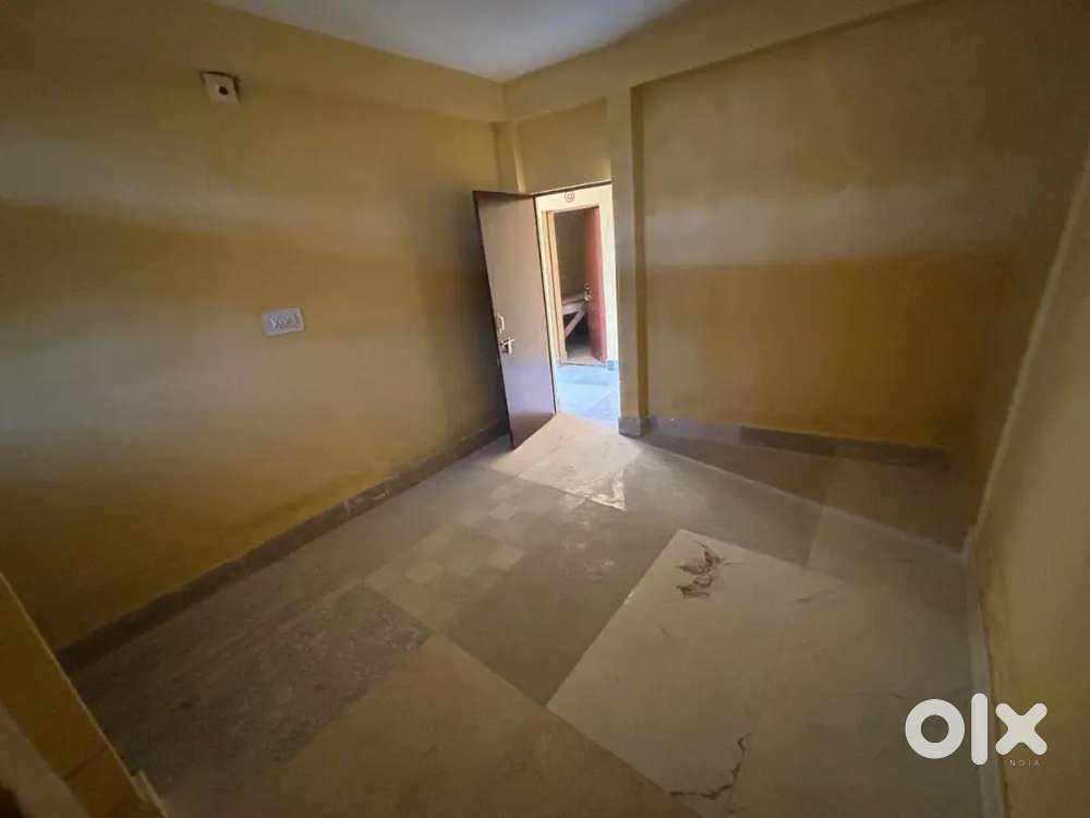 Need a female roommate rent 2000