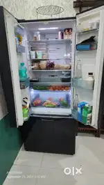 Hitachi 511 Litres Side by Side 3 Door Refrigerator