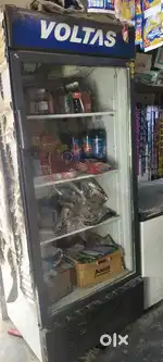 Voltas display fridge bada fridge hai