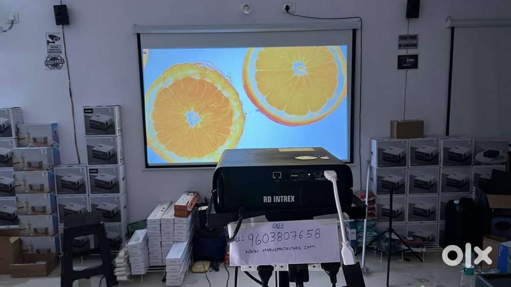 New Best quality 4K 3D projectors and screens wall tripod at wholesale