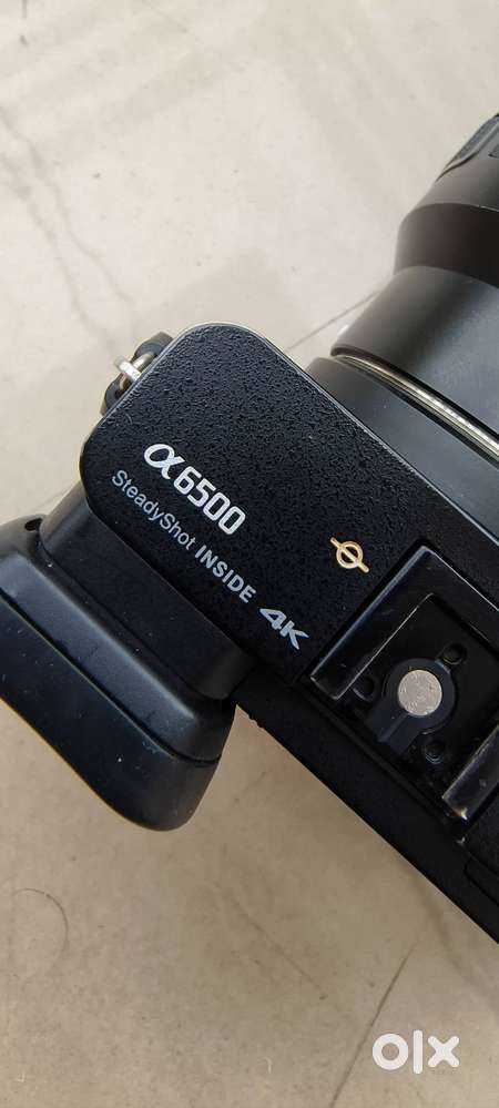 Sony 6500 with 18-105 F4 G master A6500