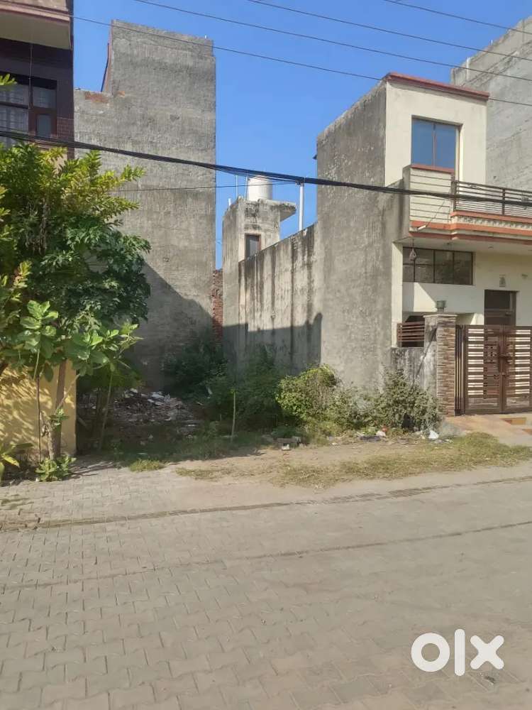 105 Gaj Plot In Victoria City