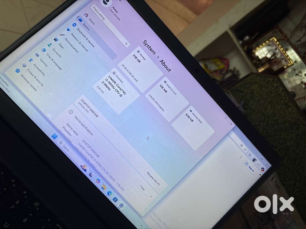 Dell 3510 laptop i3 10 th gen 8 gb ram and 256gb ssd