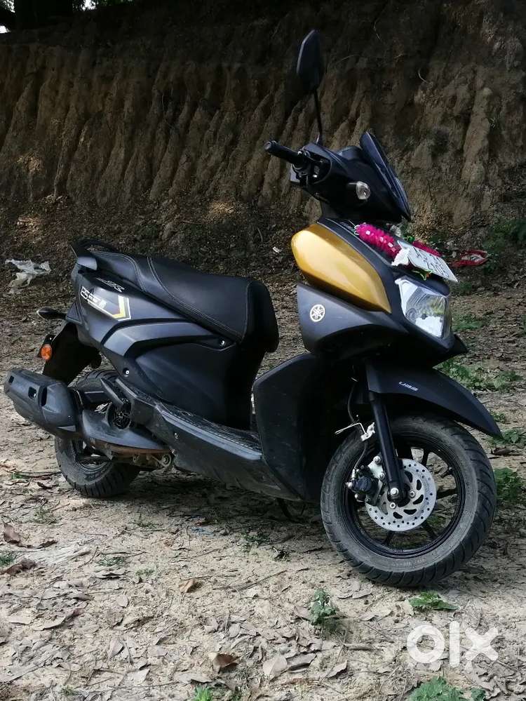 Yamaha ray zr 125 bs6