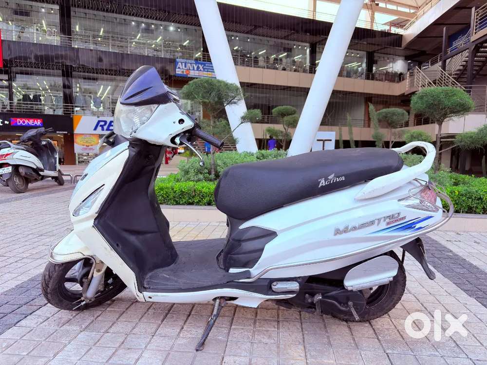 Hero Maestro 2017 model good condition