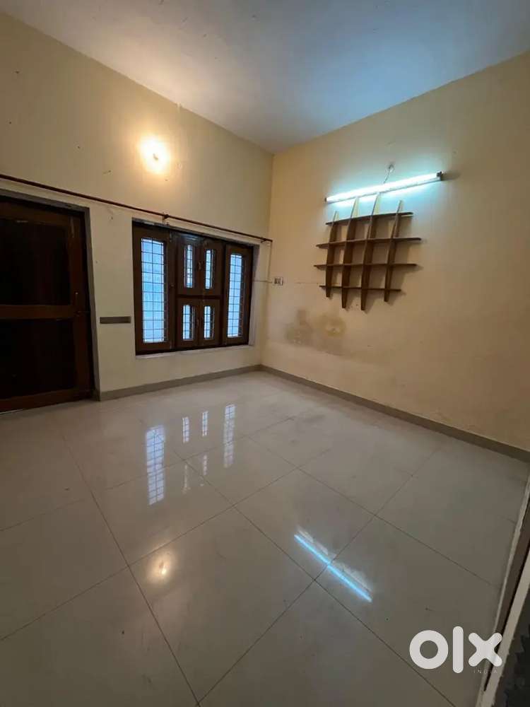 Awesome room for family in Indira nagar.